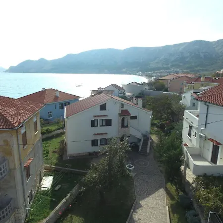 Apartment Irena Baška